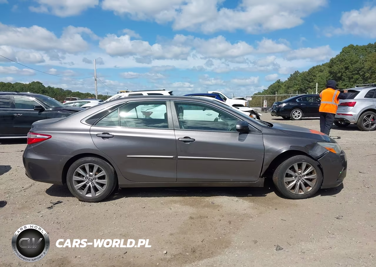 2017 Toyota Camry Xle VIN:4T1BF1FK1HU675233 - 13