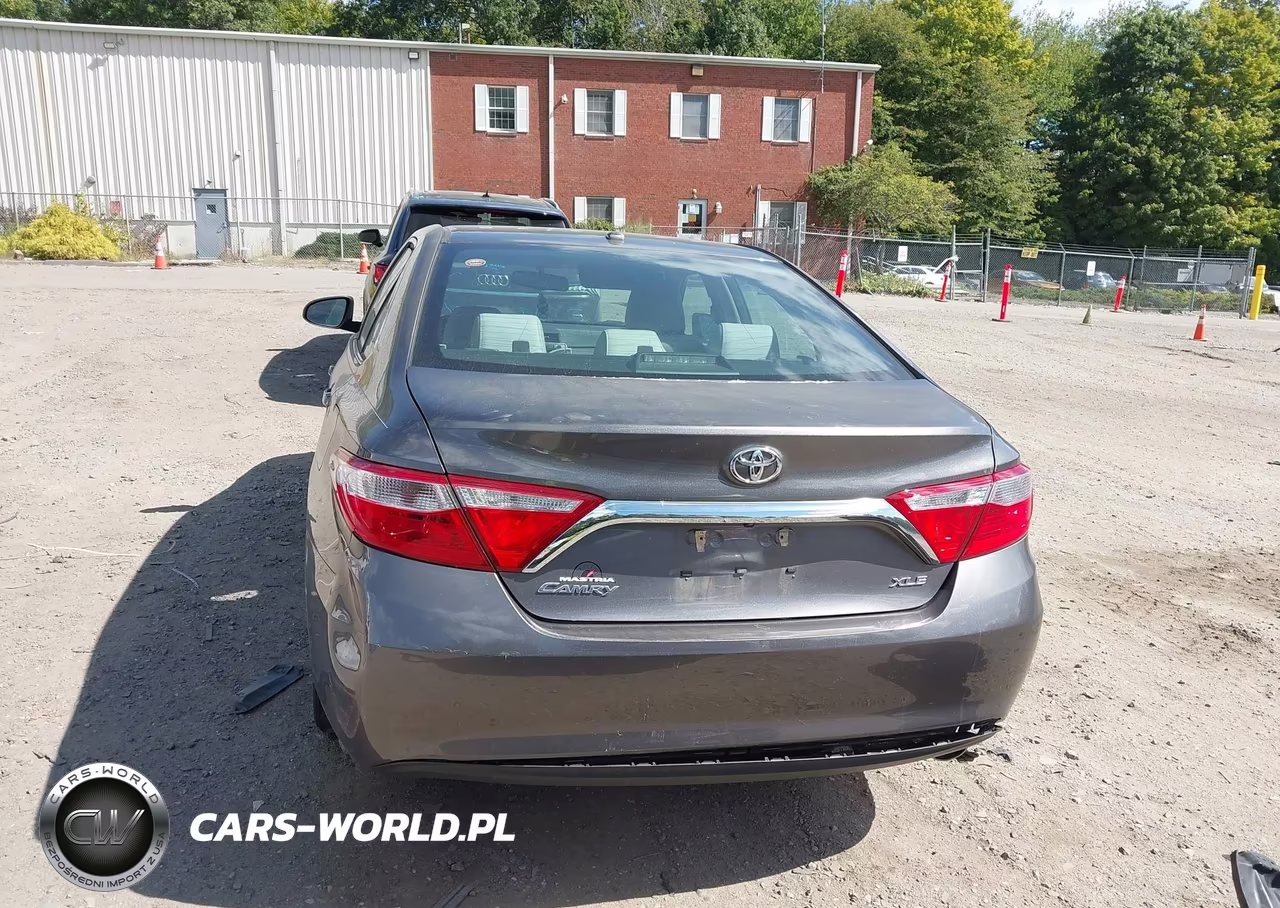 2017 Toyota Camry Xle VIN:4T1BF1FK1HU675233 - 16