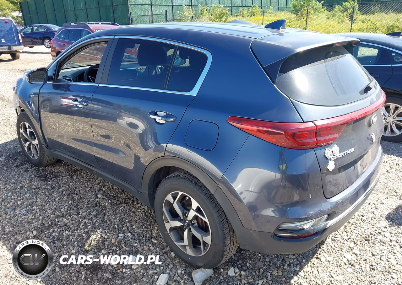 2020 Kia Sportage Lx VIN:KNDPMCAC8L7666452 - 3