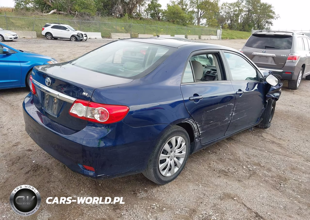 2013 Toyota Corolla Le VIN:5YFBU4EE5DP077452 - 4