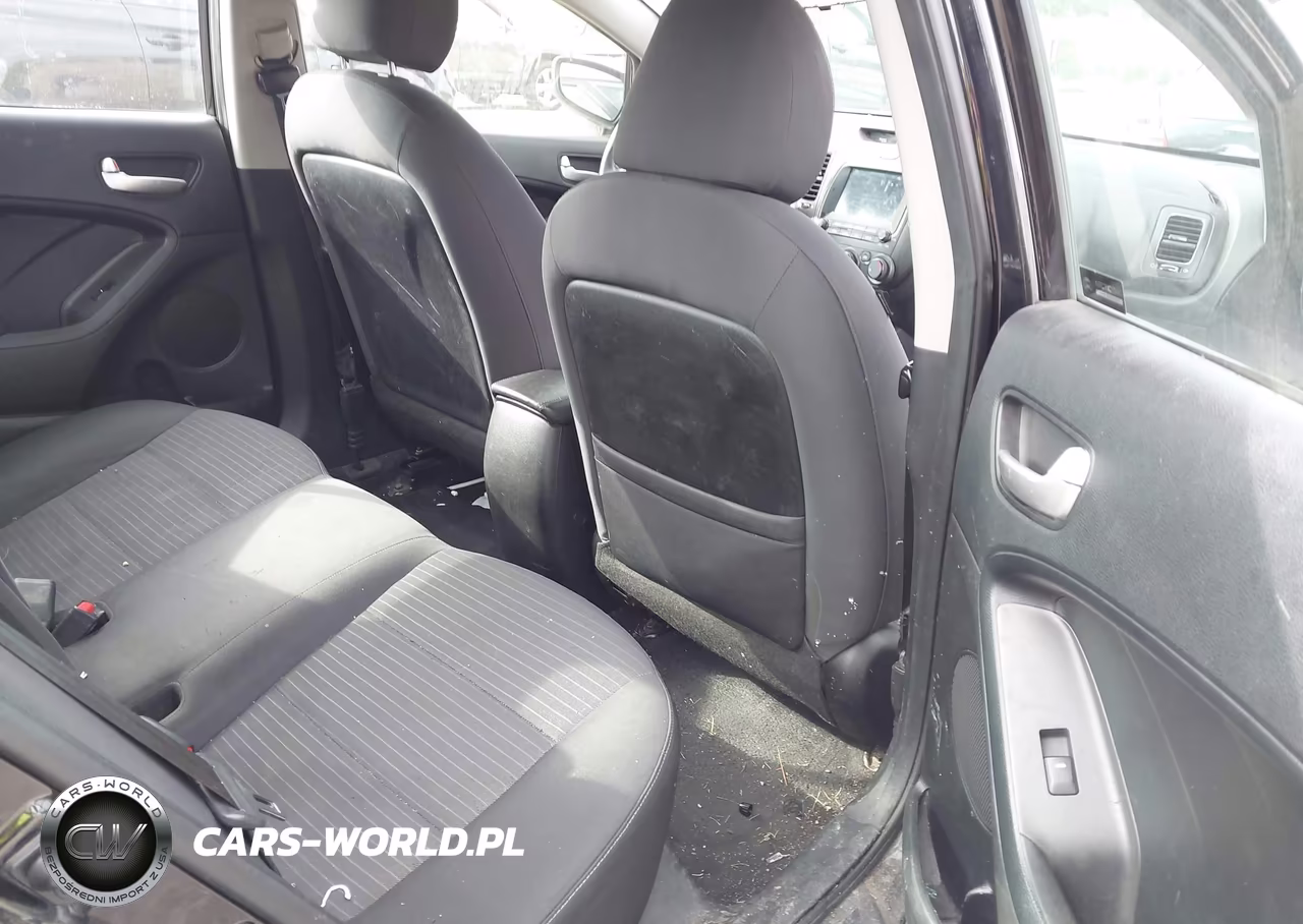 2018 Kia Forte Lx VIN:3KPFL4A79JE173352 - 8