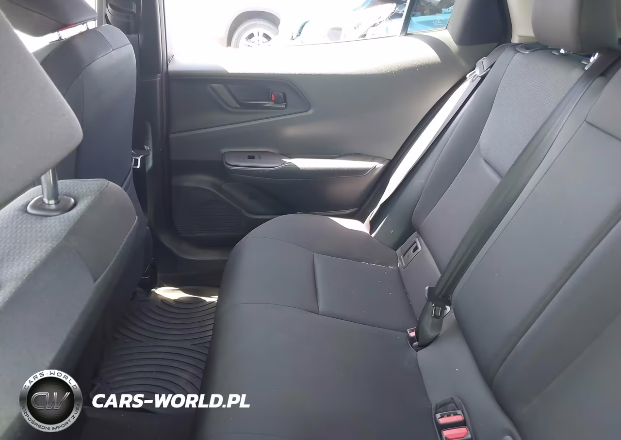 2024 Toyota Prius Le VIN:JTDACAAU0R3032347 - 8