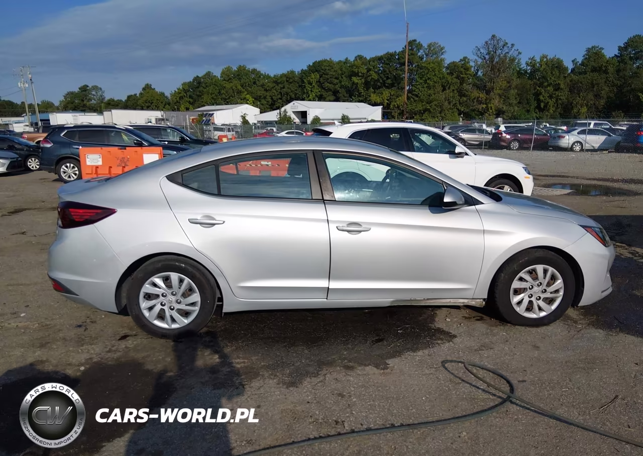 2019 Hyundai Elantra Se VIN:5NPD74LF6KH469068 - 13