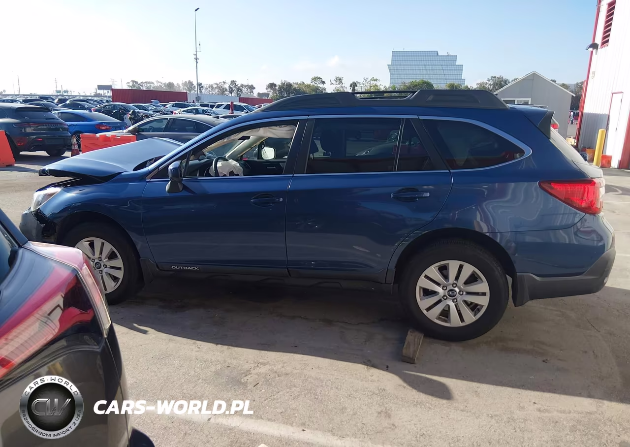 2019 Subaru Outback 2.5I Premium VIN:4S4BSAFC7K3255025 - 14