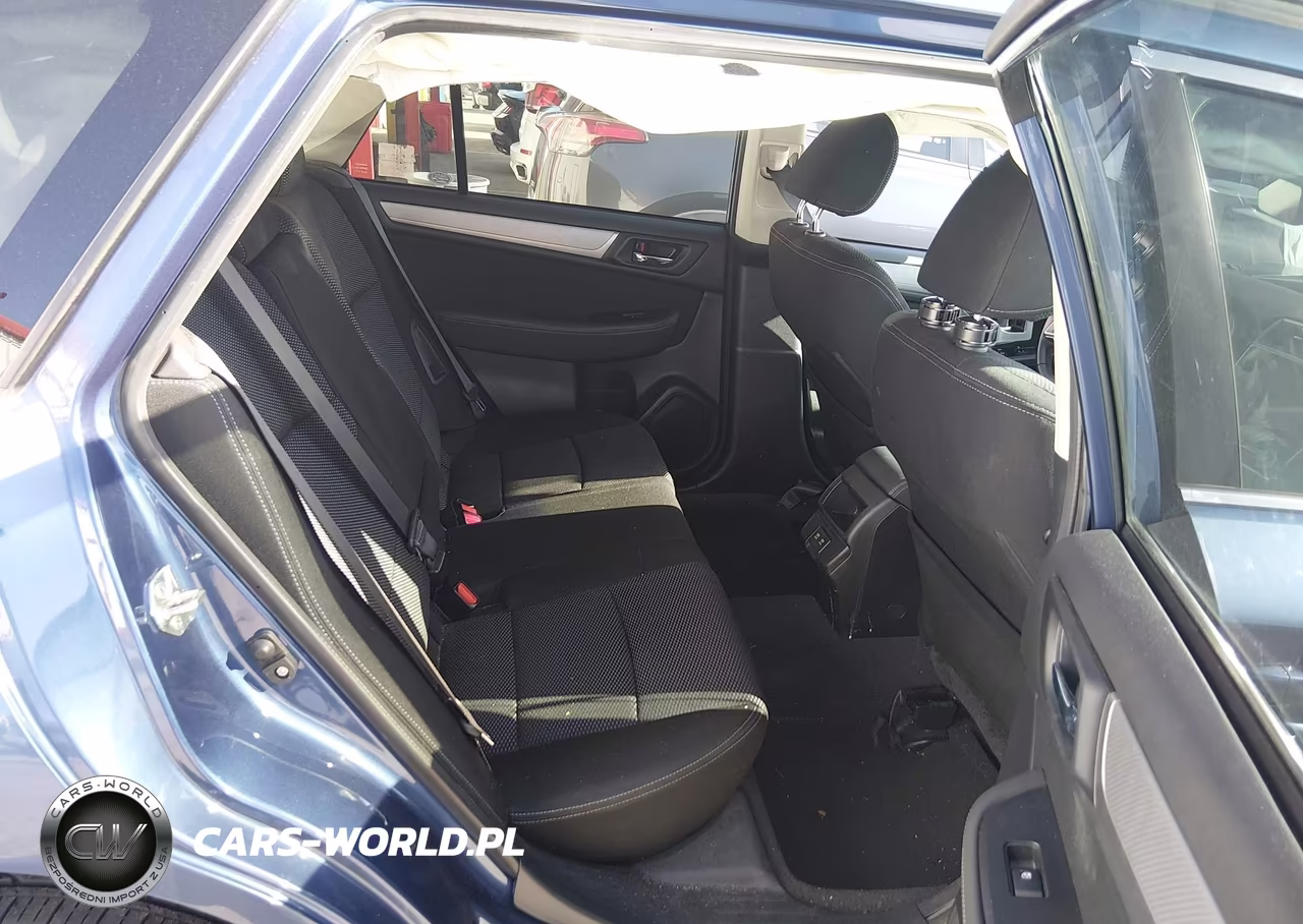 2019 Subaru Outback 2.5I Premium VIN:4S4BSAFC7K3255025 - 8