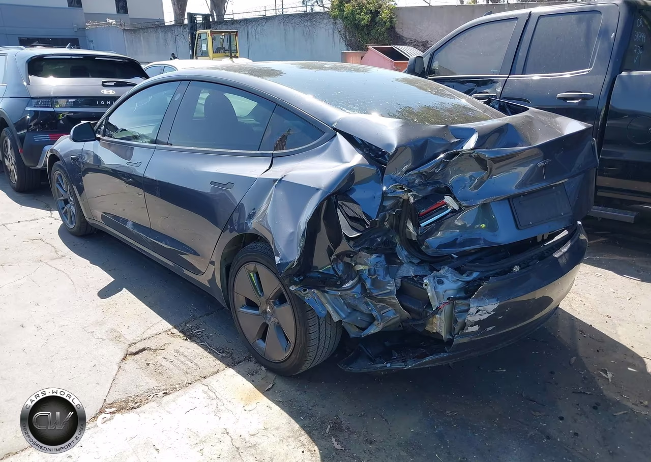 2023 Tesla Model 3 Rear-Wheel Drive VIN:5YJ3E1EA7PF699953 - 3