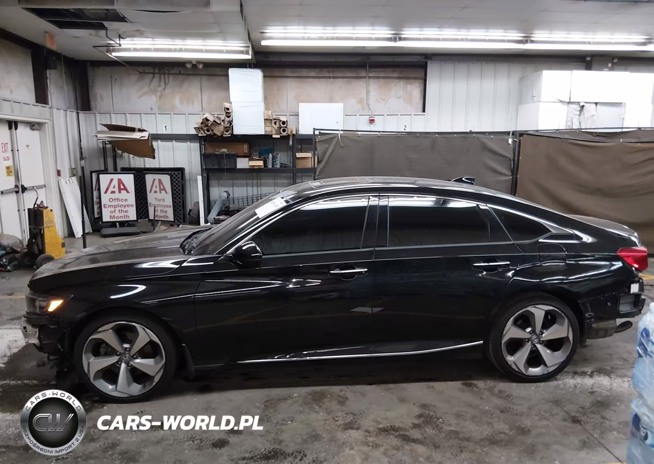 2018 Honda Accord Touring 2.0T VIN:1HGCV2F90JA048045 - 15