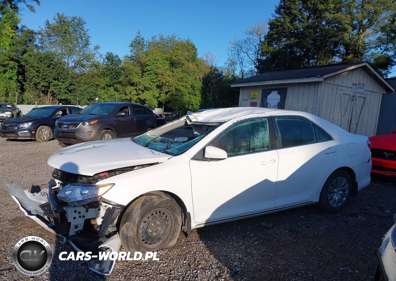 2013 Toyota Camry Le VIN:4T1BF1FK7DU204942 - 13