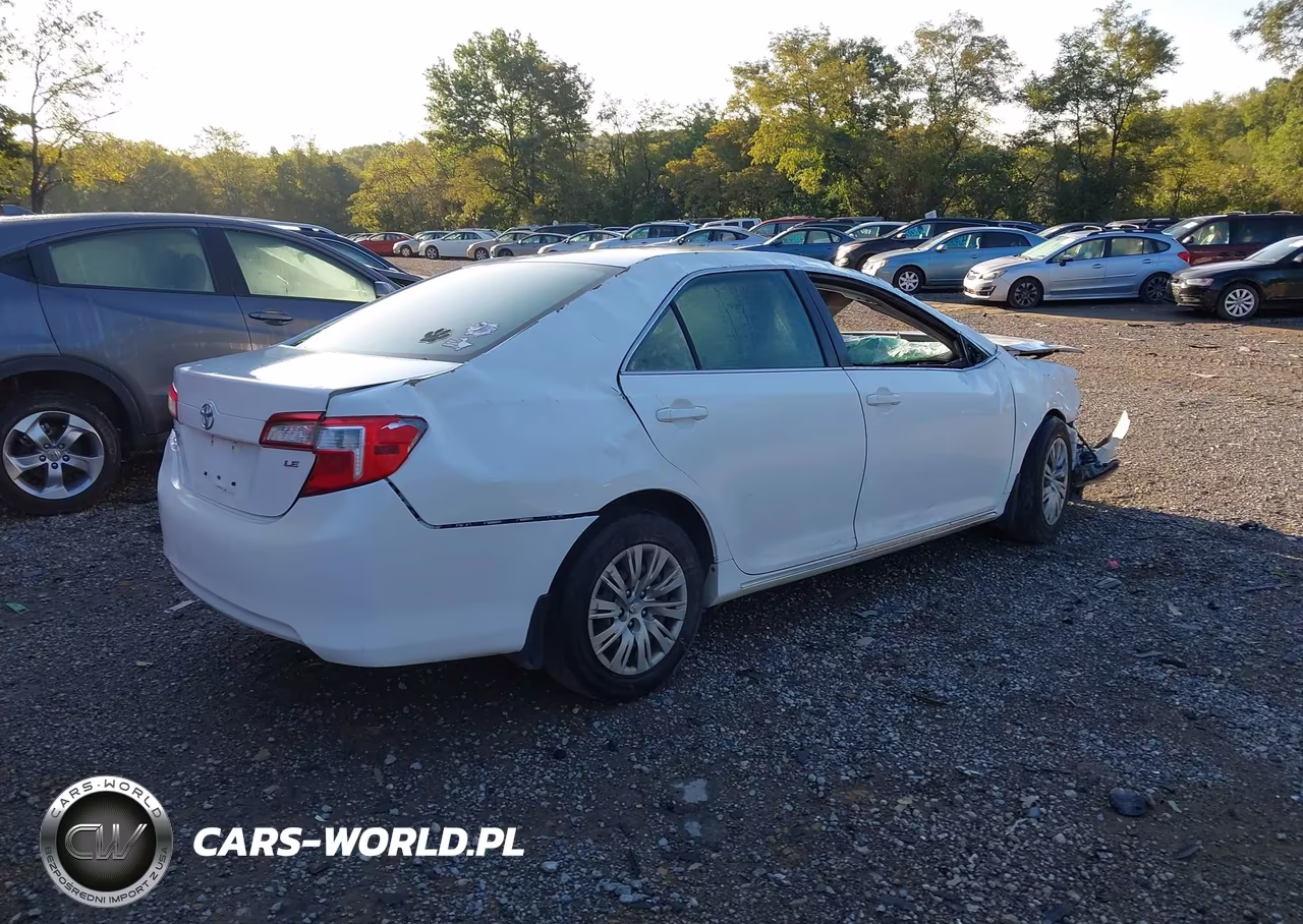 2013 Toyota Camry Le VIN:4T1BF1FK7DU204942 - 4