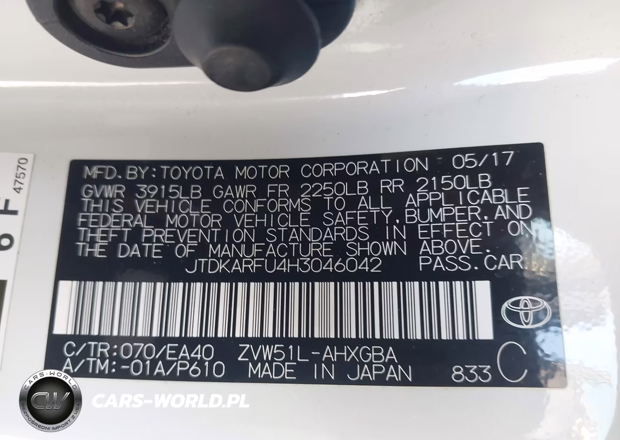 2017 Toyota Prius Four VIN:JTDKARFU4H3046042 - 9