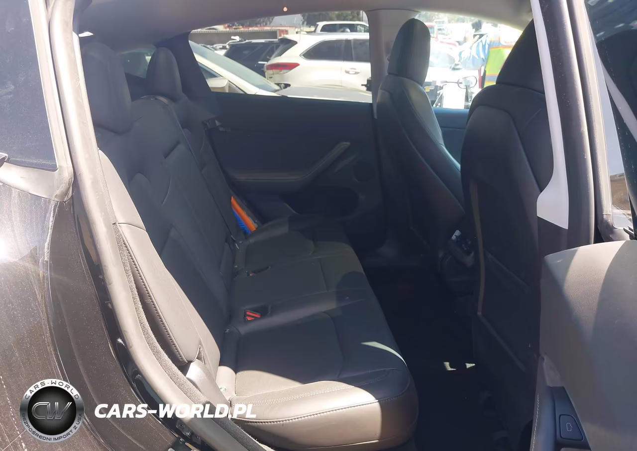 2024 Tesla Model Y Long Range Dual Motor All-Wheel Drive VIN:7SAYGDEE6RA232840 - 8