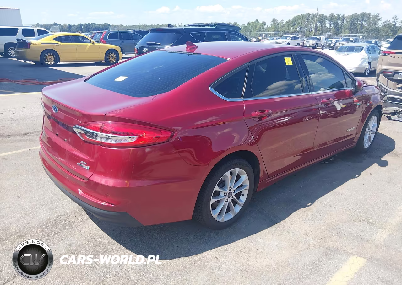 2019 Ford Fusion Hybrid Se VIN:3FA6P0LU6KR212768 - 4