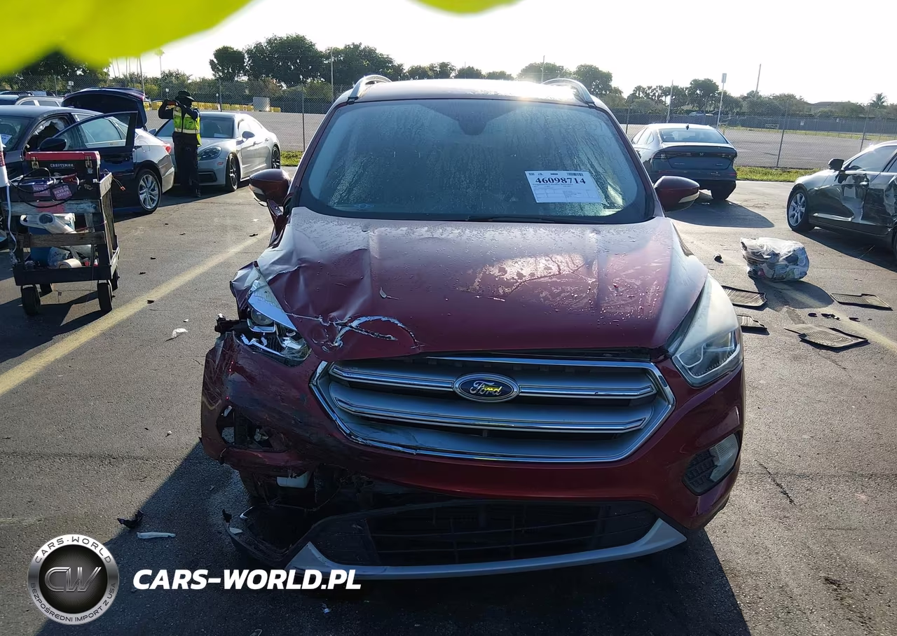 2017 Ford Escape Titanium VIN:1FMCU9JDXHUE33137 - 12