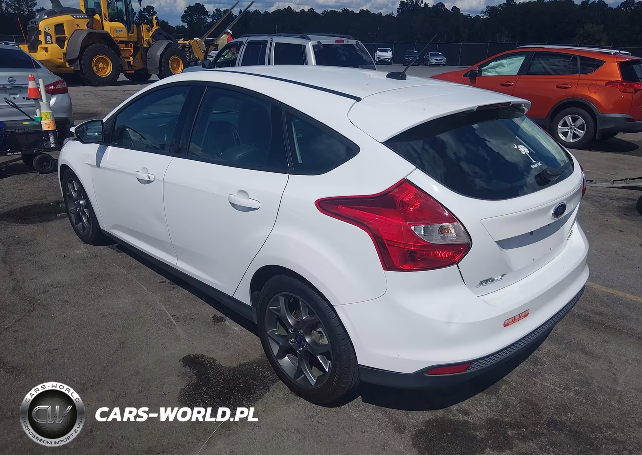 2014 Ford Focus Se VIN:1FADP3K2XEL296721 - 3