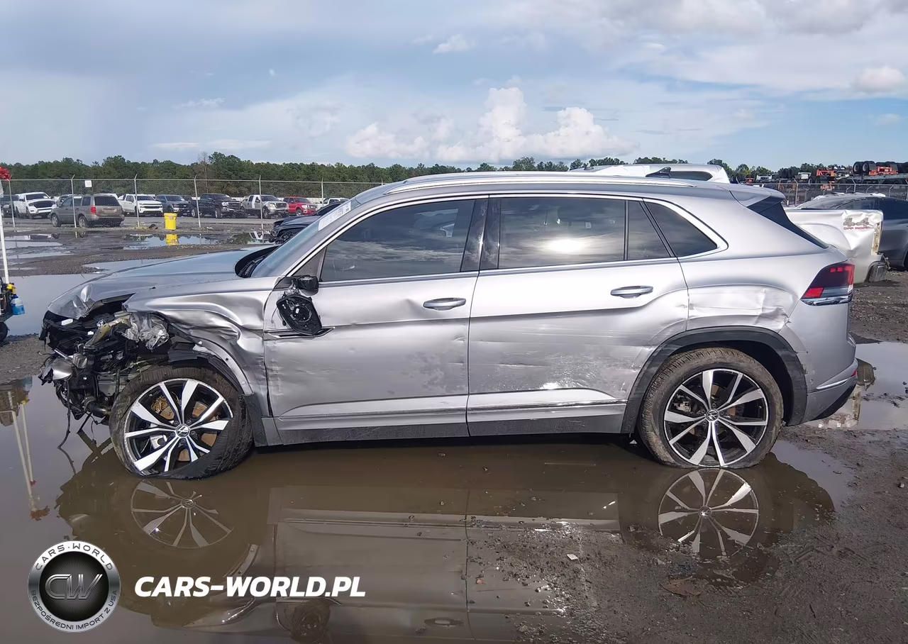2024 Volkswagen Atlas Cross Sport 2.0T Sel Premium R-Line VIN:1V2FE2CA7RC212786 - 14