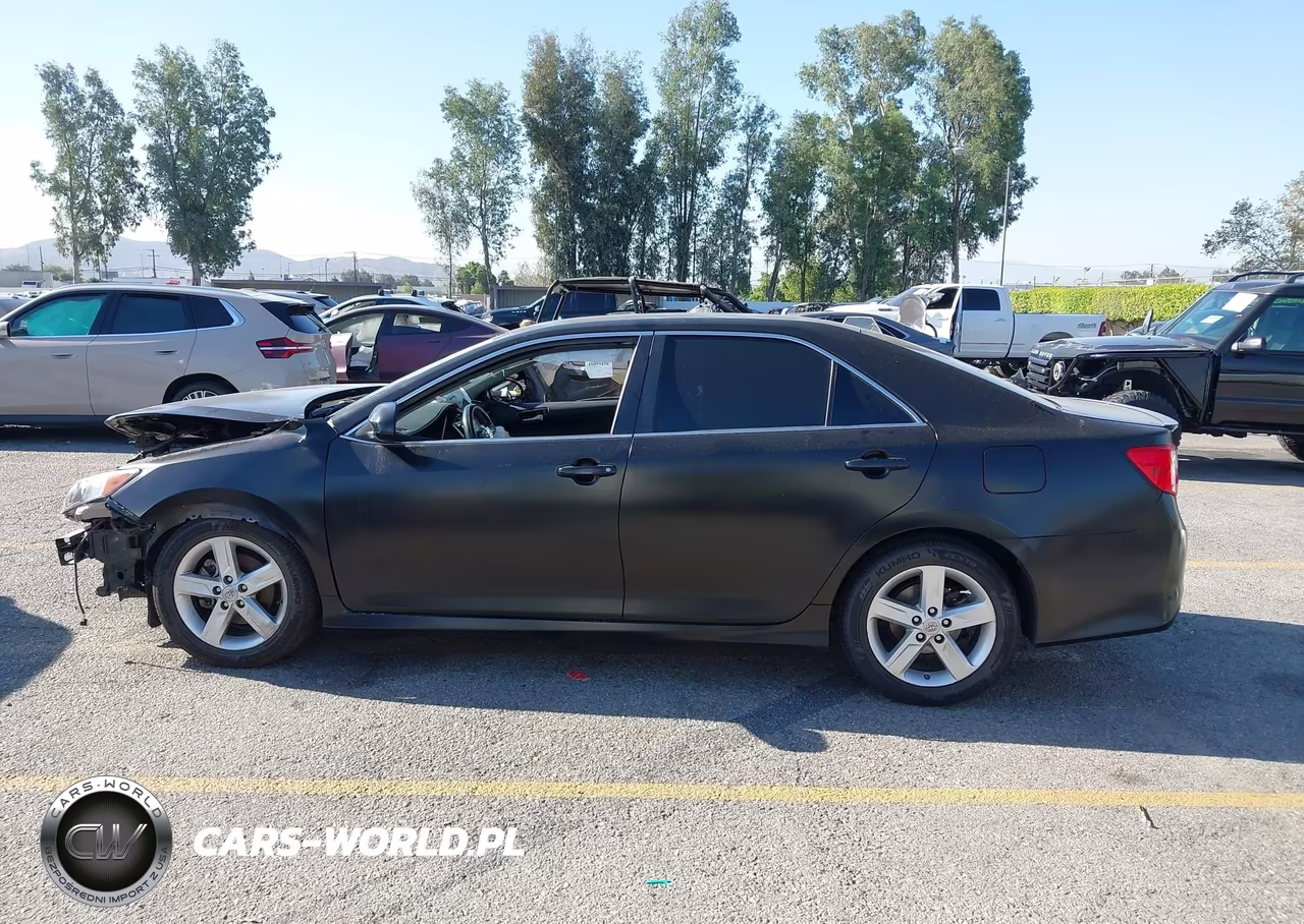 2013 Toyota Camry Se VIN:4T1BF1FK6DU255817 - 15