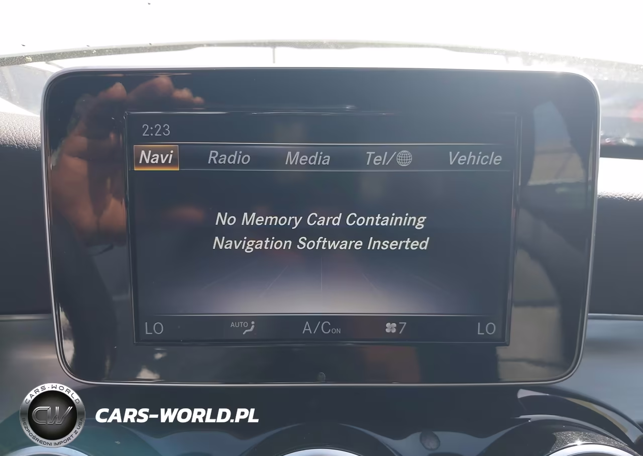 2018 Mercedes-Benz C 300 VIN:55SWF4JB1JU253586 - 20