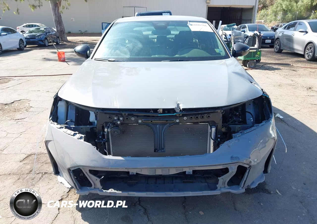 2025 Honda Civic Sport VIN:2HGFE2F58SH549620 - 12