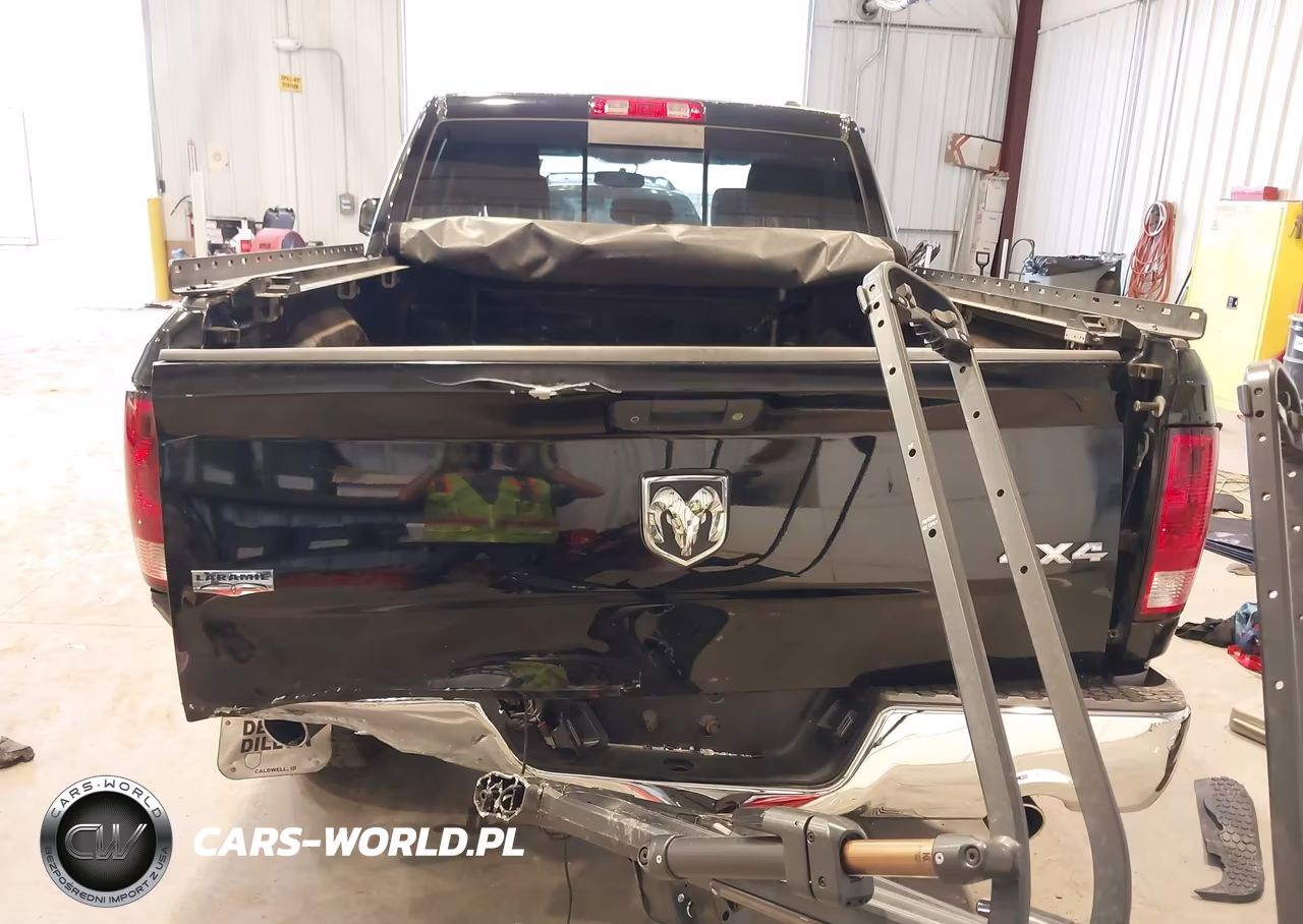 2012 Ram 1500 Laramie VIN:1C6RD7NT5CS276617 - 16