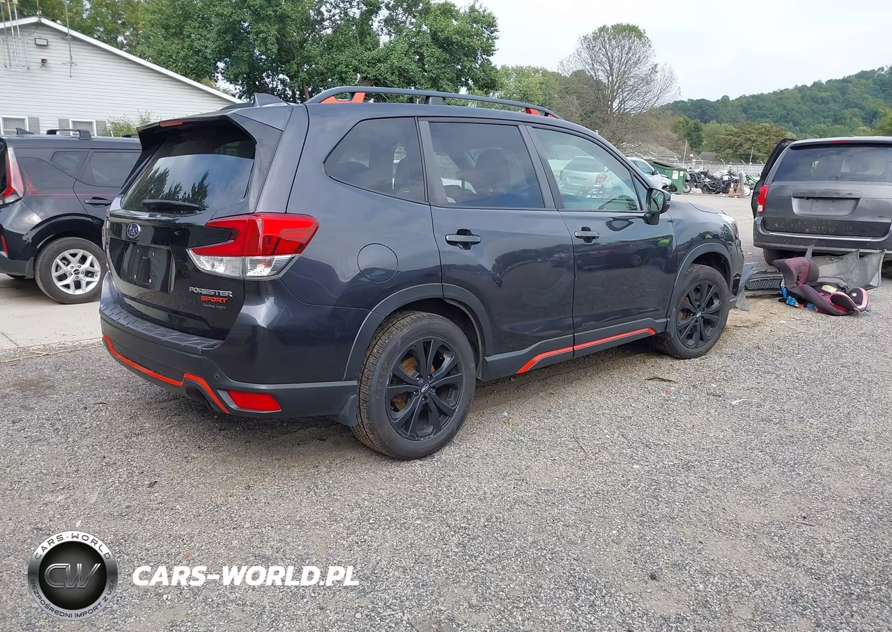 2019 Subaru Forester Sport VIN:JF2SKAPC7KH421244 - 4