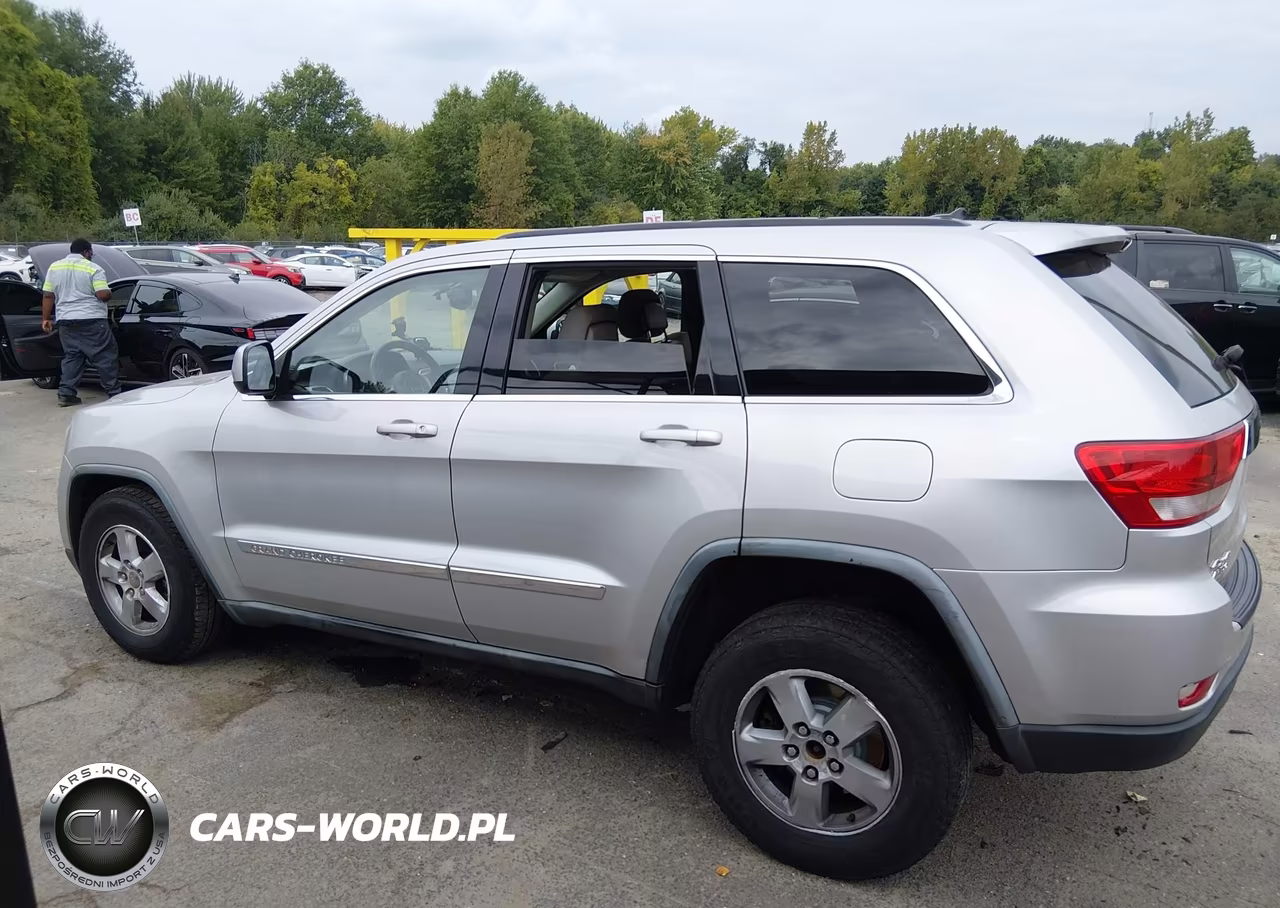 2012 Jeep Grand Cherokee Laredo VIN:1C4RJFAG9CC214801 - 14