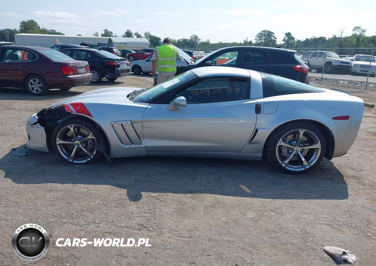 2012 Chevrolet Corvette Grand Sport VIN:1G1YS2DW9C5100167 - 14