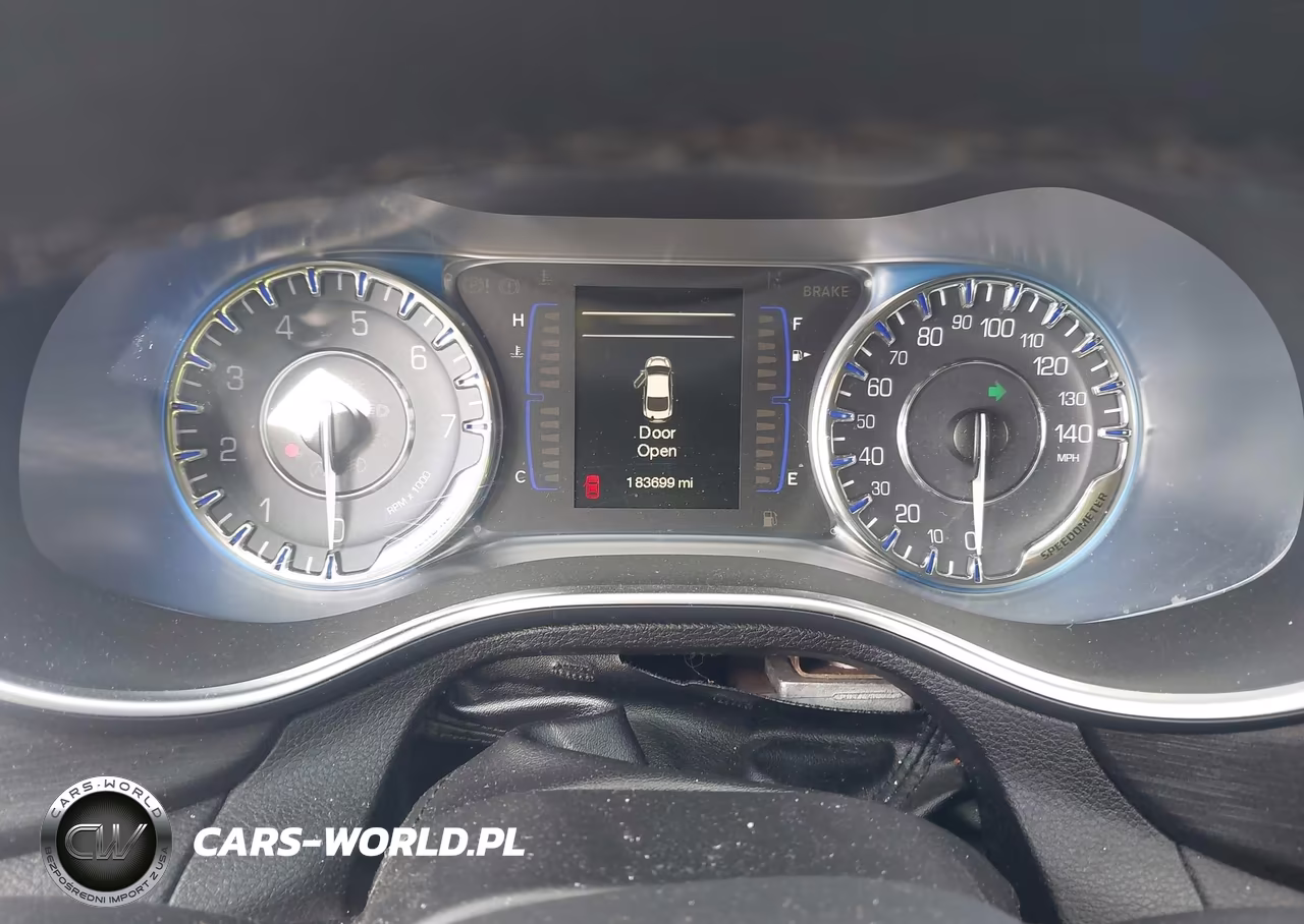 2015 Chrysler 200 Limited VIN:1C3CCCABXFN593842 - 7