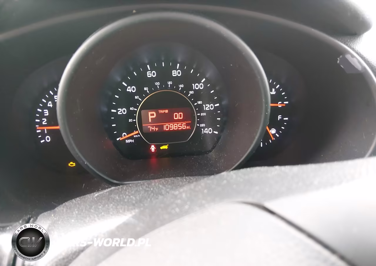 2014 Kia Soul VIN:KNDJN2A28E7726110 - 7