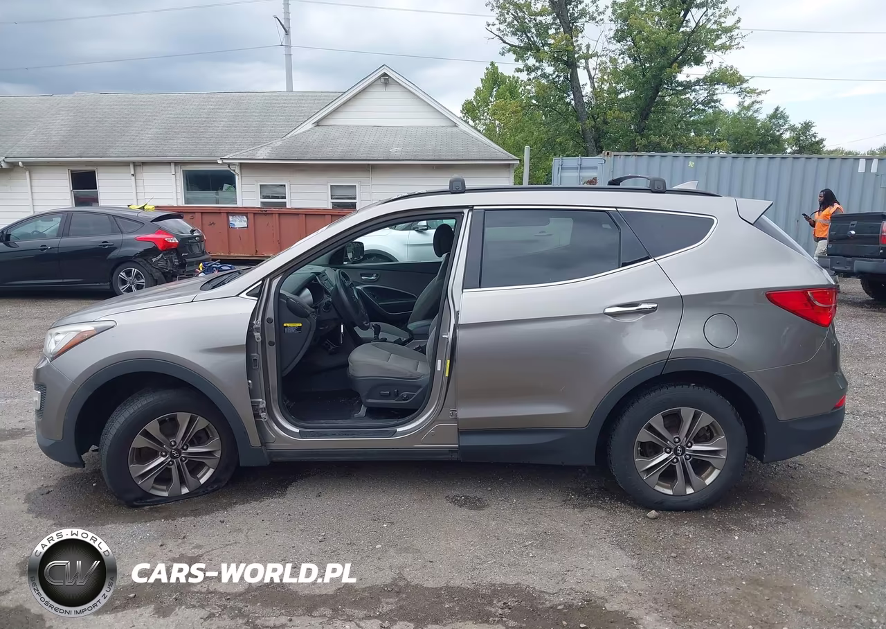 2016 Hyundai Santa Fe Sport 2.4L VIN:5XYZU3LB2GG374642 - 15