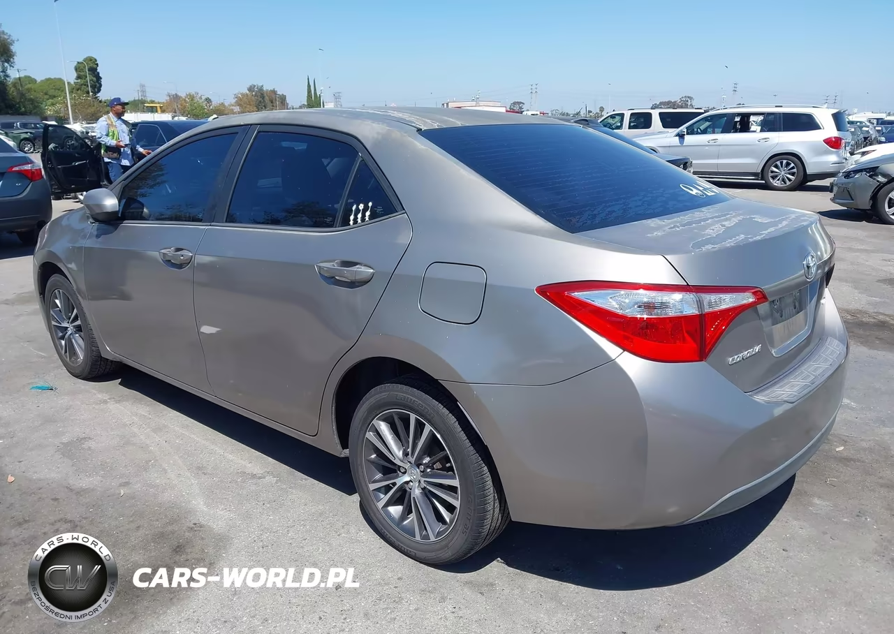 2016 Toyota Corolla Le Plus VIN:5YFBURHE6GP379054 - 3