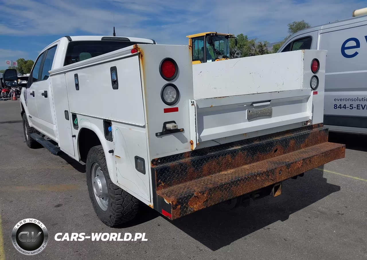 2017 Ford F-350 Xl VIN:1FD8W3BT9HED72814 - 3