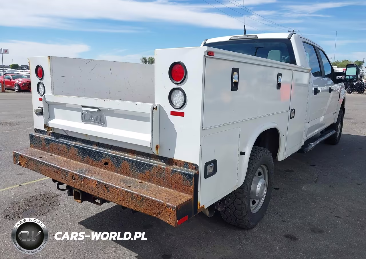 2017 Ford F-350 Xl VIN:1FD8W3BT9HED72814 - 4