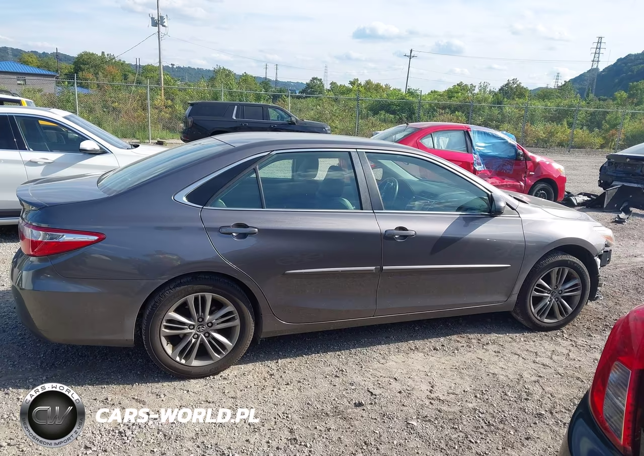 2015 Toyota Camry Se VIN:4T1BF1FK6FU032759 - 14