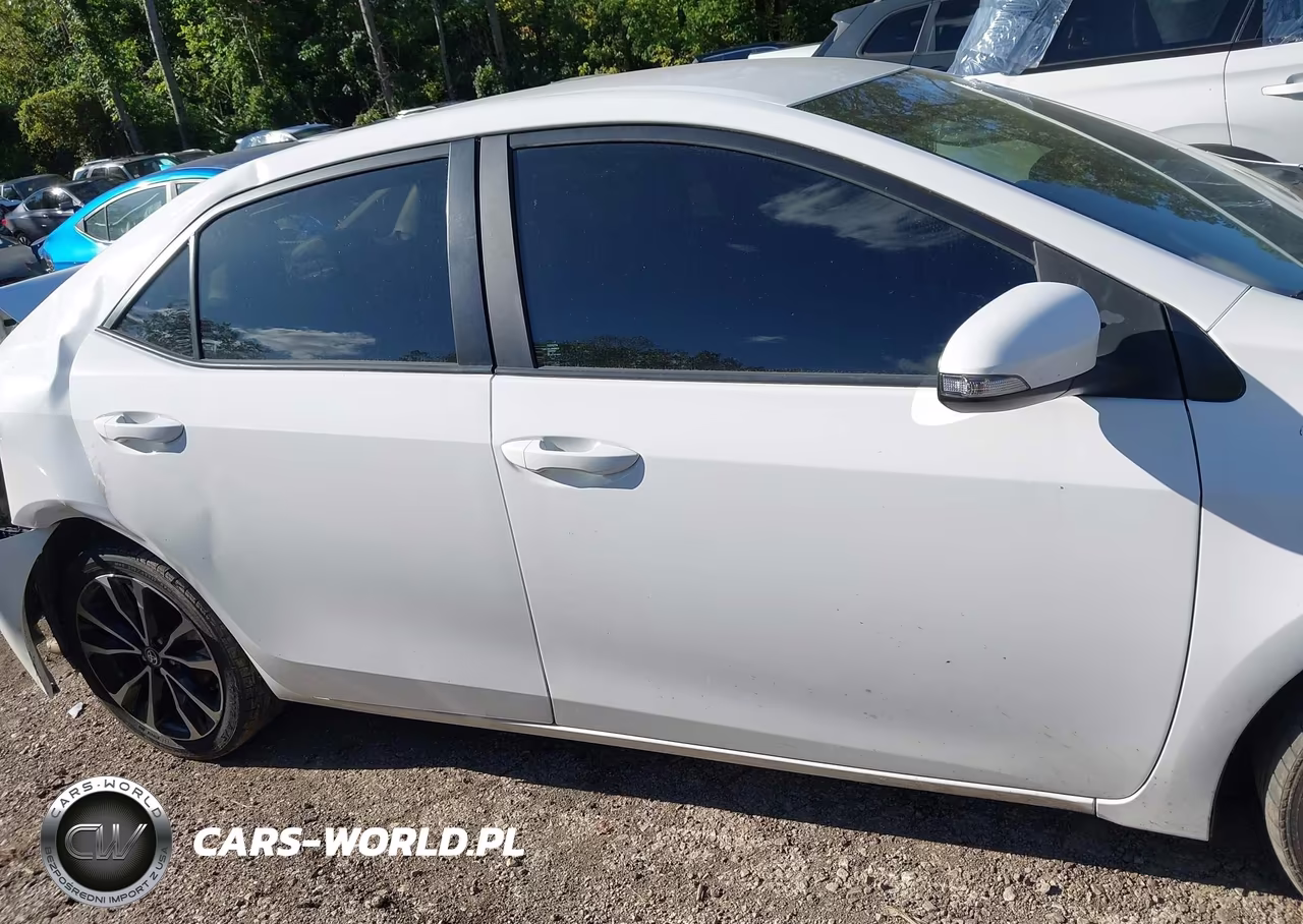 2017 Toyota Corolla Se VIN:2T1BURHE9HC824811 - 13