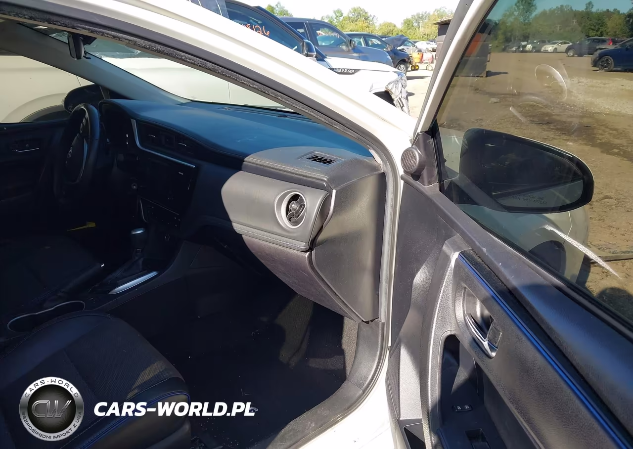 2017 Toyota Corolla Se VIN:2T1BURHE9HC824811 - 5