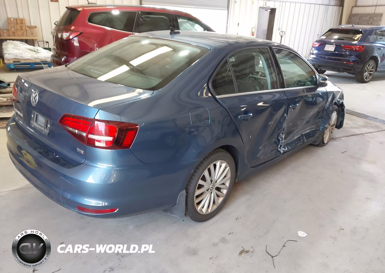 2016 Volkswagen Jetta 1.8T Sel VIN:3VWL17AJ2GM371966 - 4