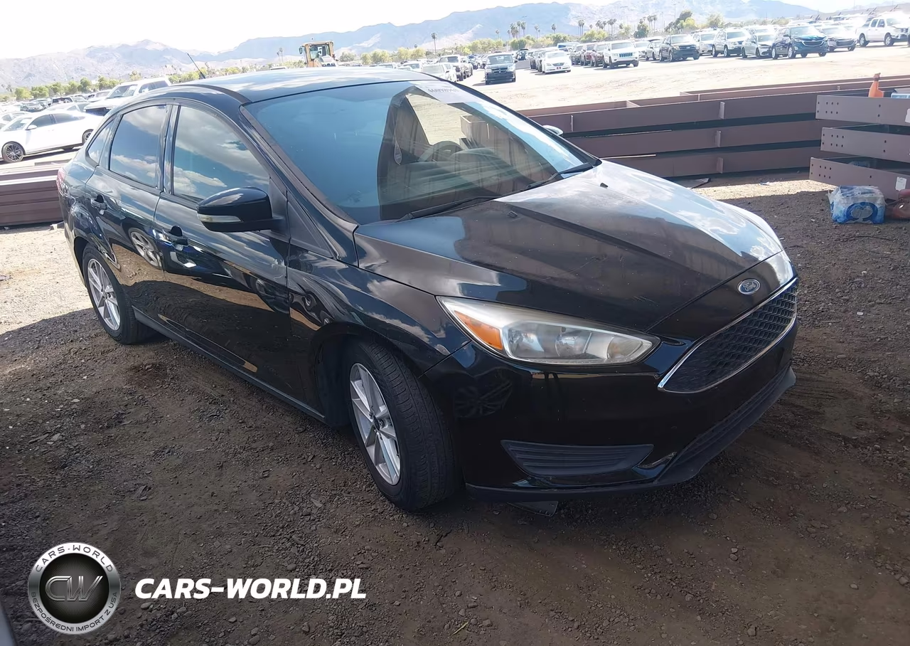 2016 Ford Focus Se VIN:1FADP3F22GL260907 - 1
