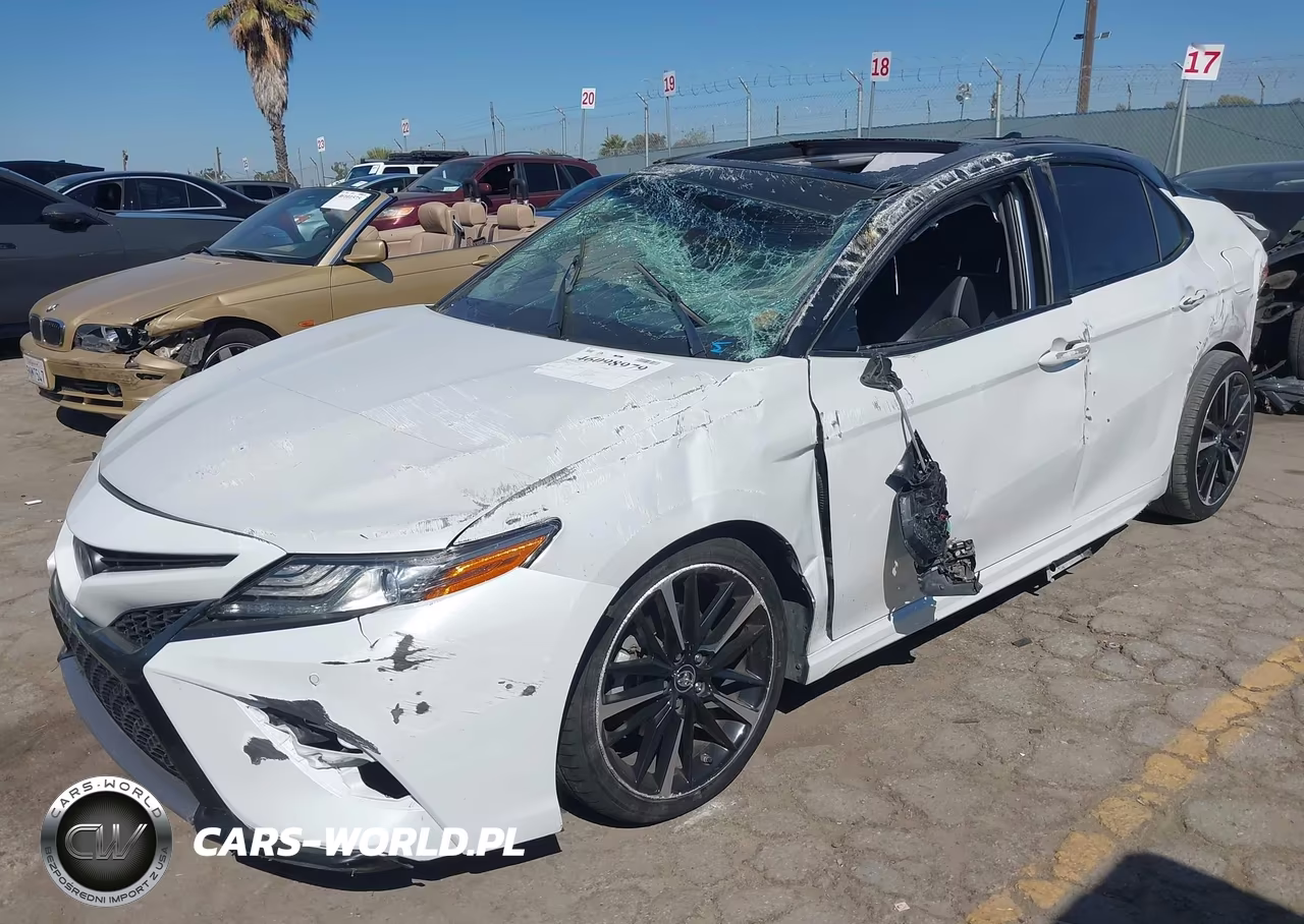 2018 Toyota Camry Xse VIN:4T1B61HK4JU150783 - 2