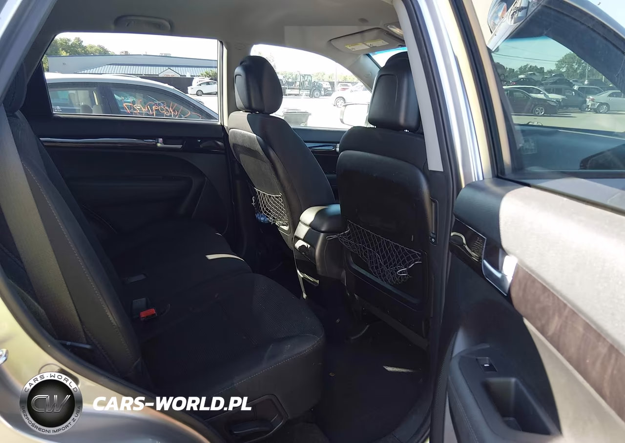 2015 Kia Sorento Lx VIN:5XYKT3A63FG563468 - 8