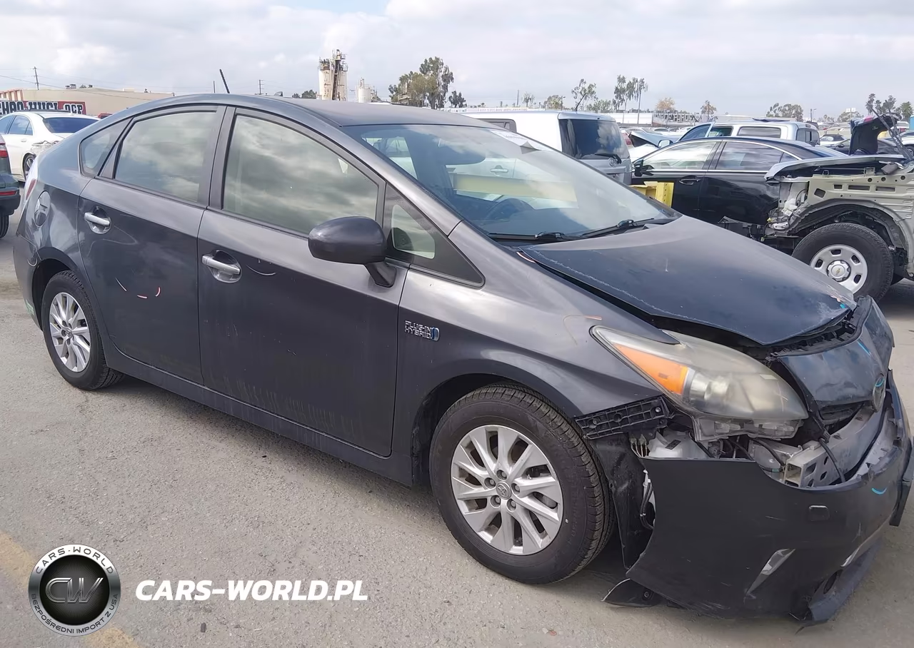 2012 Toyota Prius Plug-In Advanced