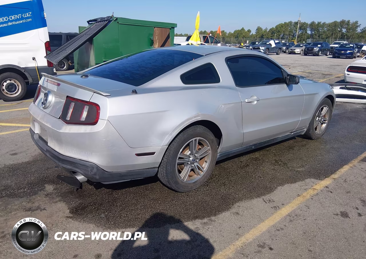 2011 Ford Mustang V6 Premium VIN:1ZVBP8AM4B5125915 - 4