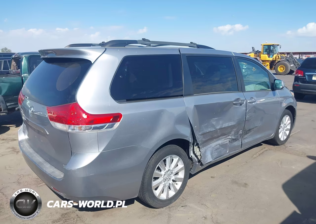 2011 Toyota Sienna Le VIN:5TDJK3DC3BS005858 - 6