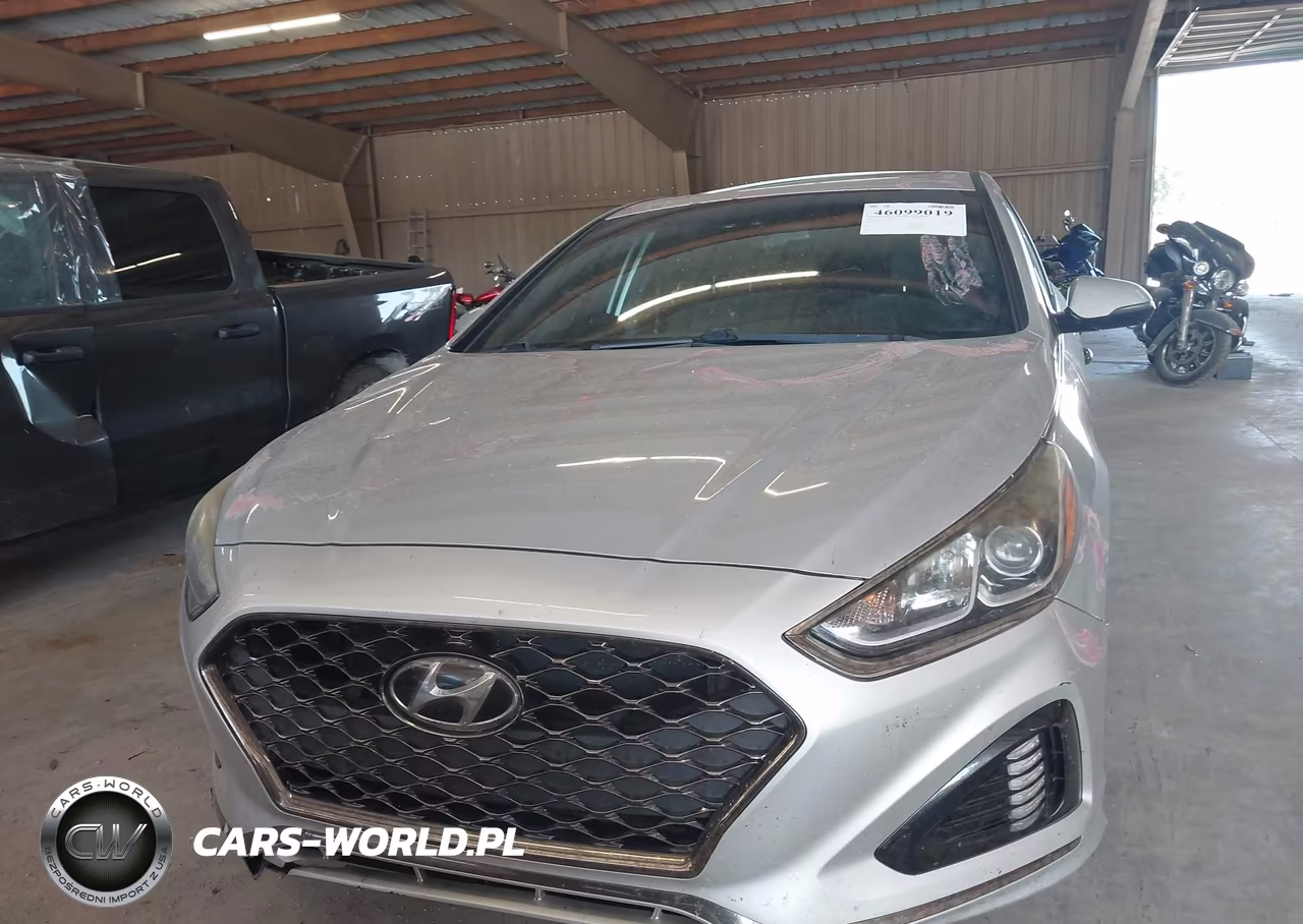 2018 Hyundai Sonata Sport VIN:5NPE34AF0JH695091 - 12
