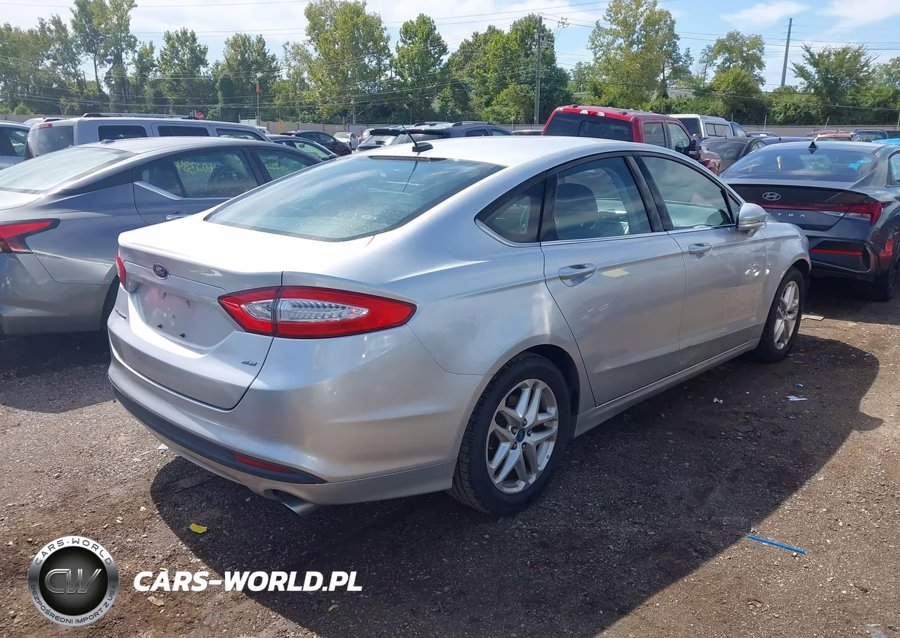 2013 Ford Fusion Se VIN:3FA6P0H73DR275820 - 4