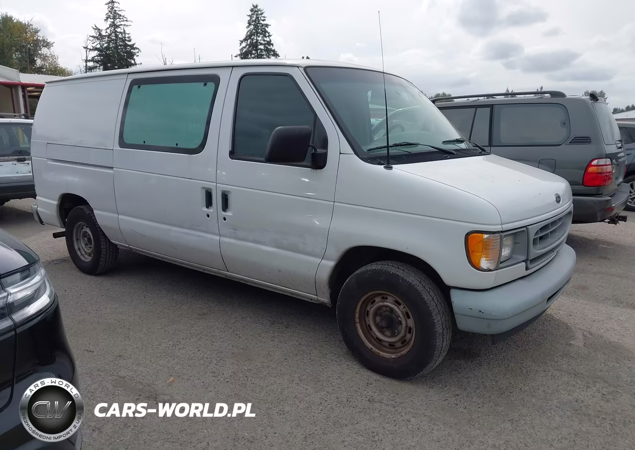 2002 Ford E-150 Commercial-Recreational – zdjęcie 1 z 16