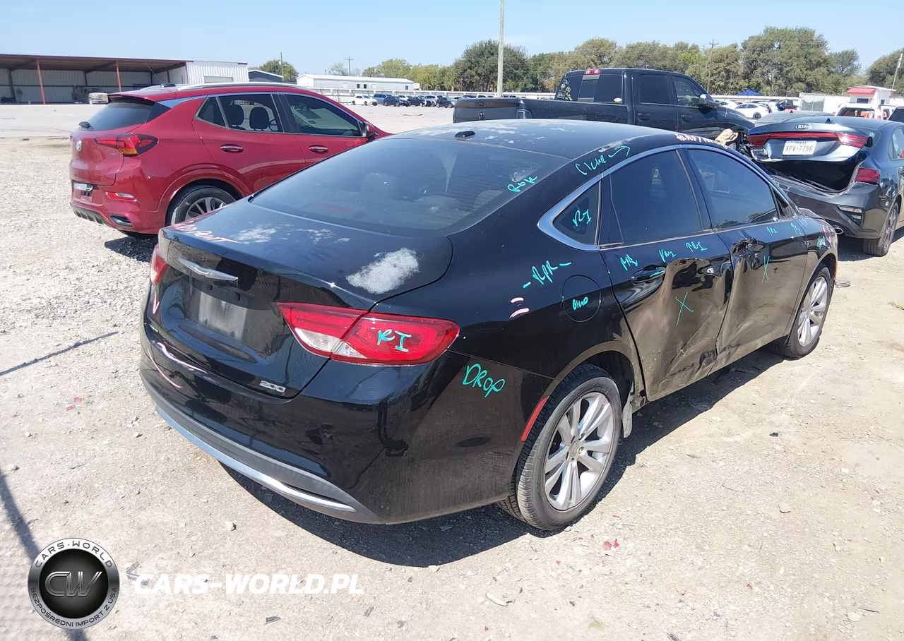 2015 Chrysler 200 Limited VIN:1C3CCCAB3FN649619 - 4