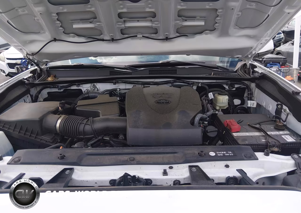 2017 Toyota Tacoma Trd Sport VIN:3TMCZ5AN5HM116975 - 10