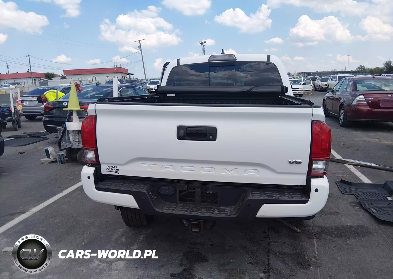 2017 Toyota Tacoma Trd Sport VIN:3TMCZ5AN5HM116975 - 16