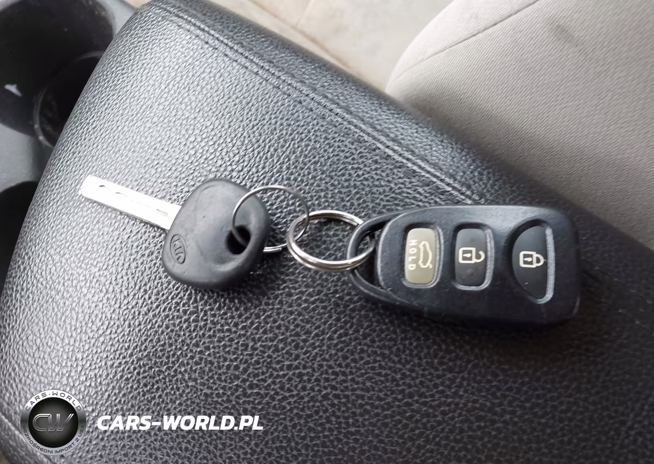 2013 Kia Optima Lx VIN:5XXGM4A71DG230852 - 11