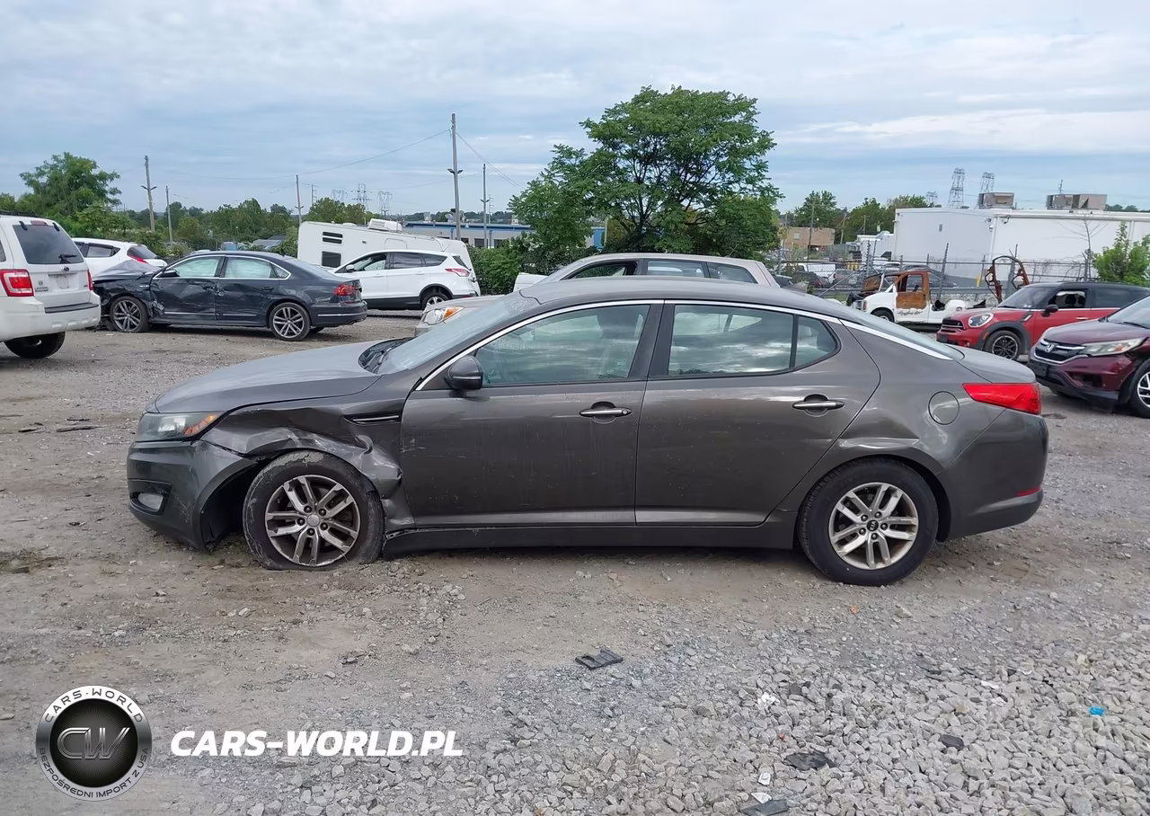 2013 Kia Optima Lx VIN:5XXGM4A71DG230852 - 14